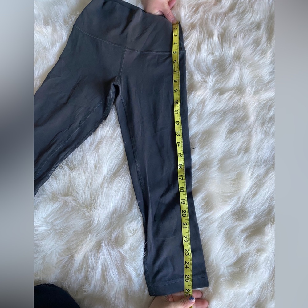 Lululemon - Picture 5 of 7